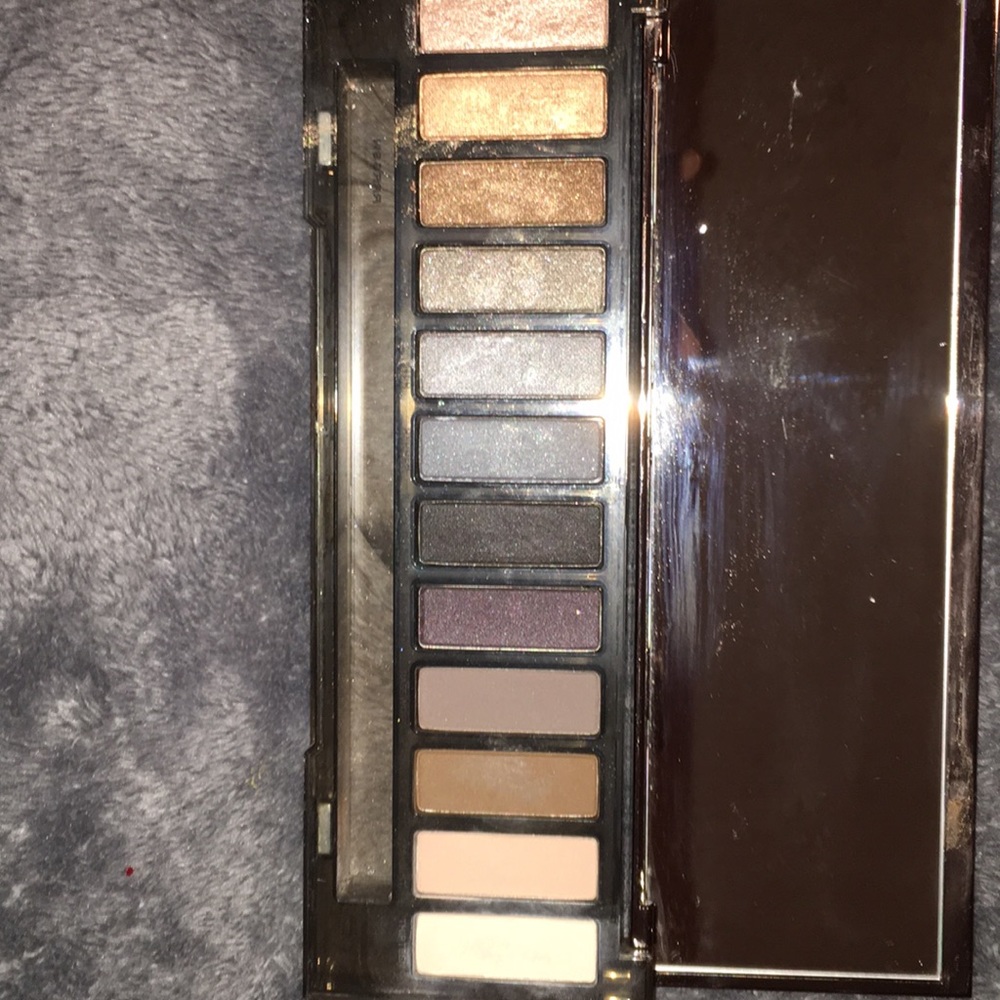 Eyeshadow